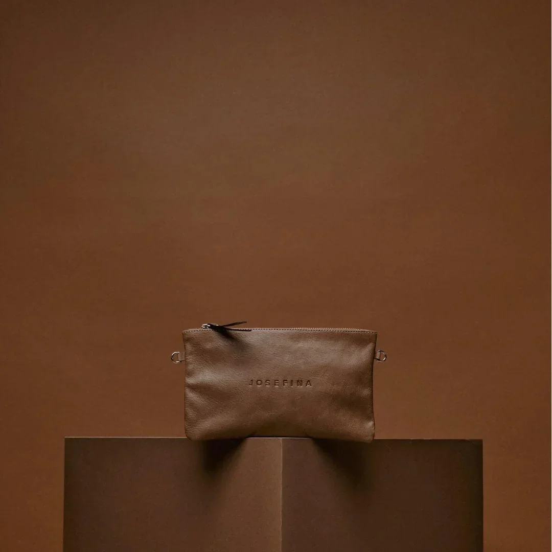 JOSEFINA POUCH BROWN